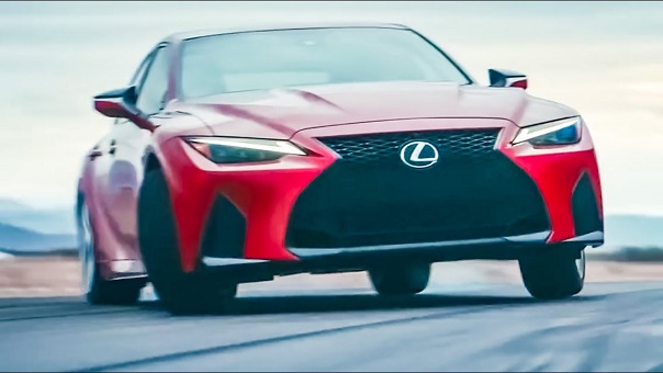 Lexus IS 500 F Sport Perfomance (2022)