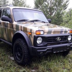 Lada 4x4 Bronto