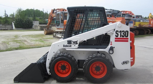 Погрузчик Bobcat S130