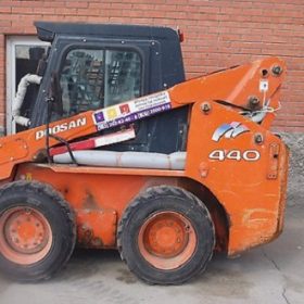 Мини-погрузчик Doosan 440 Plus